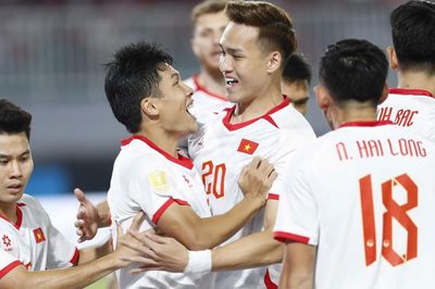 HLV Kim Sang Sik hài lòng về chiến thắng thuyết phục của đội tuyển Việt Nam trước Indonesia