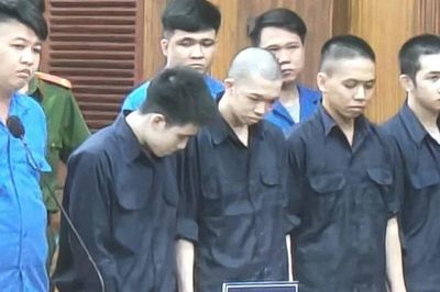 Hai bị cáo trong đường dây mua bán ma túy lãnh án tử hình