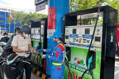 Đồng bộ các giải pháp bảo đảm cung ứng đầy đủ xăng dầu