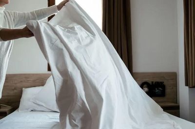 Bao lâu nên giặt chăn, ga, gối? Lịch giặt đúng chuẩn giúp giường luôn thơm tho, sạch sẽ