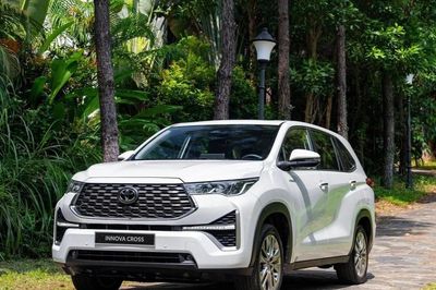 Toyota Việt Nam bán hơn 7.000 xe trong tháng 7