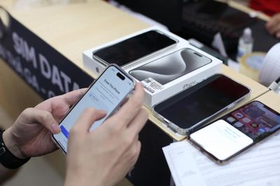 Dùng điện thoại bao lâu thì nên đổi máy mới?