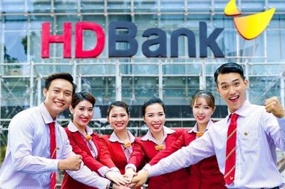 Lợi nhuận HDBank tăng 31%, nợ nhóm 5 tăng gấp đôi, dòng tiền âm 20.332 tỷ