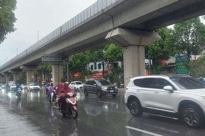 Hà Nội bước vào đợt mưa lớn từ chiều tối 4-8