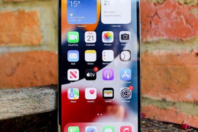 Đây là 2 chiếc iPhone Pro Max giảm giá sốc nhất nhưng đáng mua nhất, xịn chẳng kém iPhone 17 Pro Max