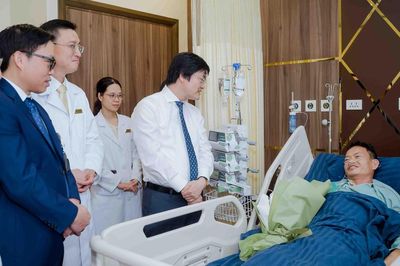 Lần đầu tiên Việt Nam thực hiện thành công phẫu thuật robot từ xa hai chiều giữa Hà Nội và Cần Thơ