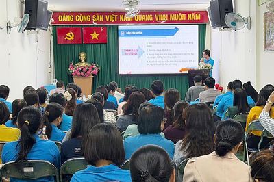 TPHCM đặt mục tiêu 100% doanh nghiệp có công đoàn tổ chức tuyên truyền pháp luật cho người lao động