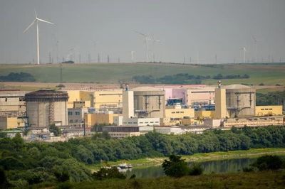 Romania chuyển hướng nguồn nước làm mát từ sông Danube đến lò phản ứng hạt nhân