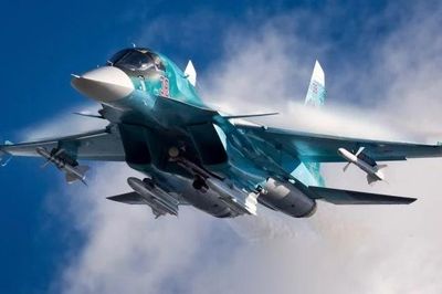 Oanh tạc cơ Su-34 Nga giăng kế 'điệu hổ ly sơn'?
