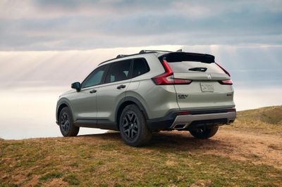 Xe hybrid của Honda đắt hàng khi giá xăng tăng
