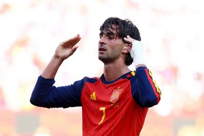 Tình cảnh trớ trêu của Ferran Torres