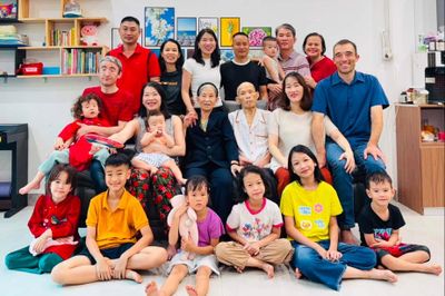 Vợ chồng nghèo ở Đà Nẵng nuôi 8 con thành thạc sĩ, tiến sĩ