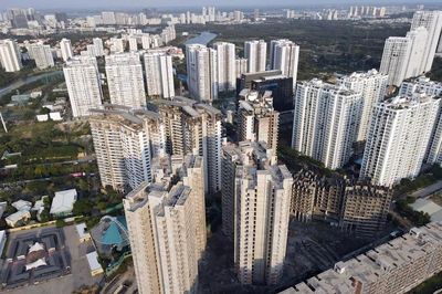Ai cũng là 'giới tinh hoa': Thương hiệu hay sáo ngữ?