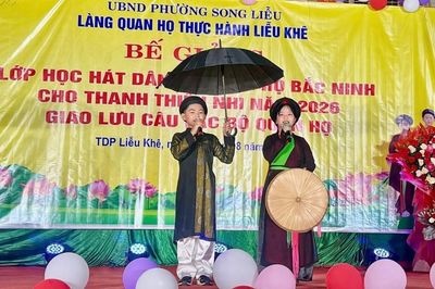 'Gieo mầm' tình yêu di sản hát Quan họ đến thế hệ trẻ