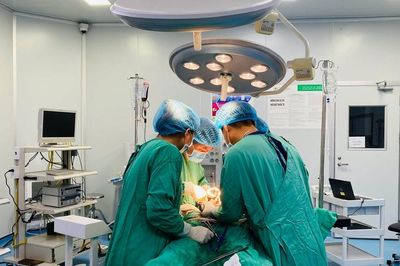 Sơn La:Kịp thời cứu sống bệnh nhân 29 tuổi bị vết thương thấu bụng nguy kịch