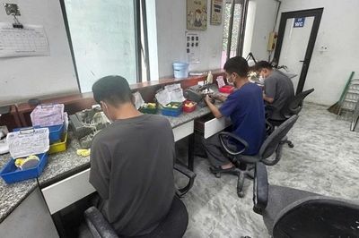 Phát hiện nhiều vi phạm trong sản xuất, kinh doanh răng giả trên địa bàn Hà Nội