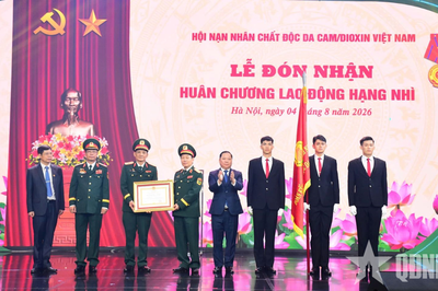 Hội Nạn nhân chất độc da cam/dioxin Việt Nam đón nhận Huân chương Lao động hạng Nhì