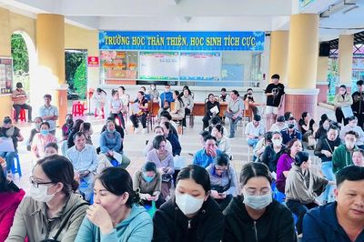 Học sinh TPHCM trúng tuyển bổ sung lớp 10 bắt đầu nhập học từ ngày 4/8