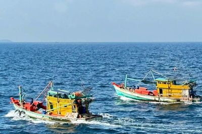 Hai ngư dân rơi xuống biển ở Phú Quốc, đã tìm được một thi thể