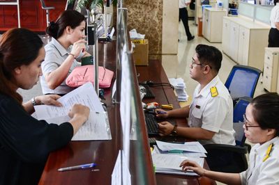 Doanh thu dưới 1 tỷ 1 năm đóng thuế bao nhiêu?