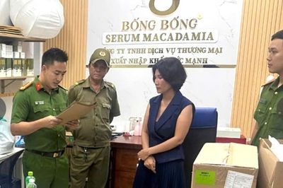 Bắt nữ giám đốc phẫu thuật thẩm mỹ làm lại khuôn mặt sau 9 năm lẩn trốn