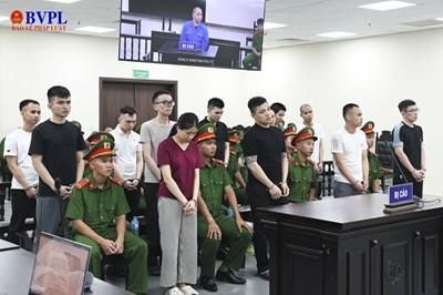 Xét xử Lê Minh Quân cùng 13 bị cáo trong đường dây ma túy liên tỉnh
