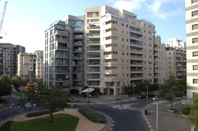 Không quy định niên hạn chung cư, Israel làm gì để bảo đảm an toàn nhà ở?