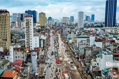 Hình ảnh tăng tốc thi công tuyến đường Hoàng Cầu - Voi Phục