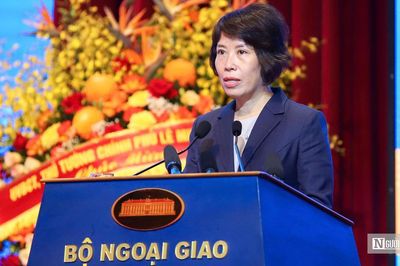 'Ngoại giao kinh tế không nên chỉ đo bằng các cuộc tiếp xúc, mà phải đo bằng quy mô ngoại tệ'