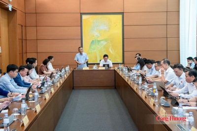 Cân bằng giữa bảo đảm an ninh quốc gia và phát triển kinh tế