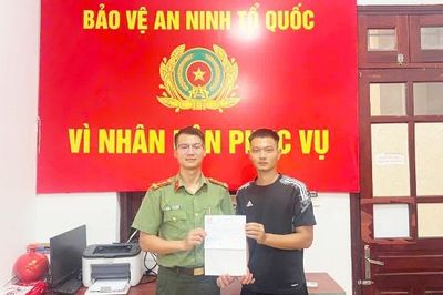 Bắc Ninh: Công an phường Chũ hỗ trợ trao trả 243 triệu đồng chuyển nhầm