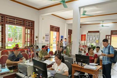 Cắt giảm thủ tục hành chính theo cơ chế 'luồng xanh'