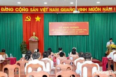 Đồng Tháp: Khai giảng lớp Trung cấp lý luận chính trị hệ tập trung khóa 07 (A07)