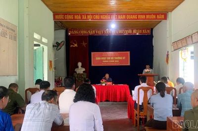 Phó Chủ tịch Thường trực HĐND tỉnh Vũ Quỳnh Khánh dự sinh hoạt Chi bộ thôn Bảo Nhai