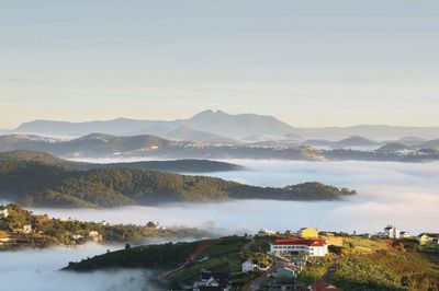 Cú hích cho Xuân Trường - Đà Lạt
