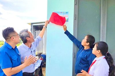 'Ngôi nhà nhân ái' chắp cánh ước mơ đến trường