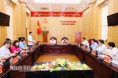 UBND tỉnh họp phiên thường kỳ tháng 7