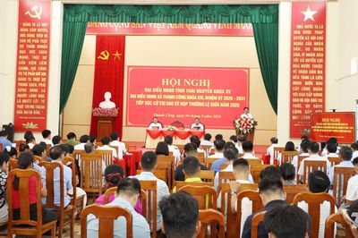 Chủ tịch HĐND tỉnh Thái Nguyên tiếp xúc cử tri xã Thành Công