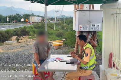 Xử lý tài xế vi phạm thời gian lái xe đầu kéo trên cao tốc Nha Trang - Cam Lâm