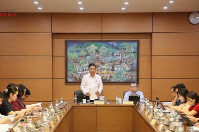 Khuyến khích đổi mới nhưng không tạo khoảng trống pháp lý