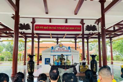 Đền thờ Bác Hồ ở Châu Thới - Biểu tượng son sắt của tấm lòng người dân miền Tây