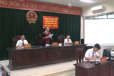 Viện Kiểm sát khởi kiện vì lợi ích công, người yếu thế