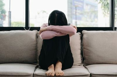 7 dấu hiệu cảnh báo bạn đang tự ngược đãi bản thân, dấu hiệu thứ 5 rất nhiều người mắc phải