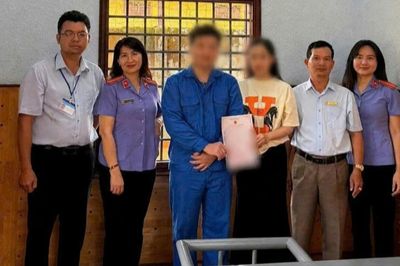 Buổi đăng ký kết hôn đặc biệt trong trại tạm giam ở Đắk Lắk