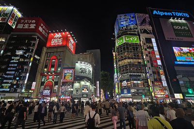 Tokyo – nơi nhịp sống bắt đầu khi hoàng hôn buông