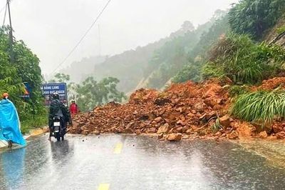 Mưa lũ tại Bắc Bộ: Hàng chục gia đình phải di dời khẩn cấp