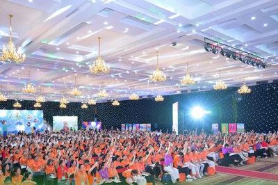 Gần 1.200 người tham dự chương trình 'Kiến tạo cuộc đời mới - Đường về hạnh phúc' lần thứ 9