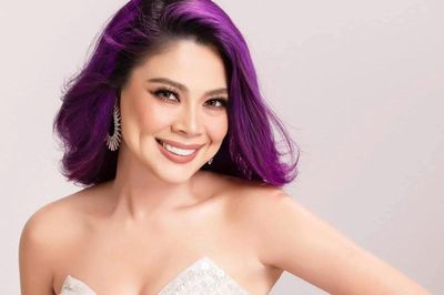 'Búp bê' Thanh Thảo gợi cảm ở tuổi 49