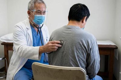 Đồng nhiễm HIV và bệnh lao: 'Gánh nặng kép' tàn phá hệ miễn dịch