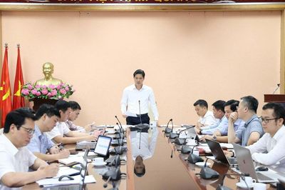Bộ Y tế yêu cầu vận hành Hệ thống thông tin báo cáo trong tháng 8, dữ liệu phải 'đúng, đủ, sạch, sống, dùng chung'